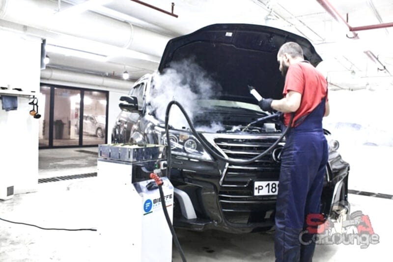 Безопасная мойка двигателя паром в Москве - Lexus LX 570 Безопасная мойка двигателя паром в Москве - Lexus LX 570