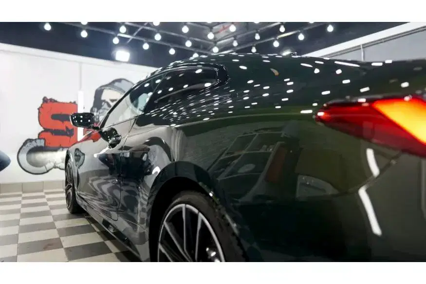 Бронирование кузова автомобиля пленкой цена в детейлинг центре SA CarLounge в Москве