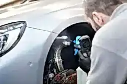 Удаление битумных пятен с автомобиля