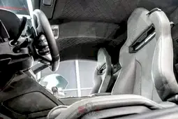 Химчистка потолка автомобиля в Москве