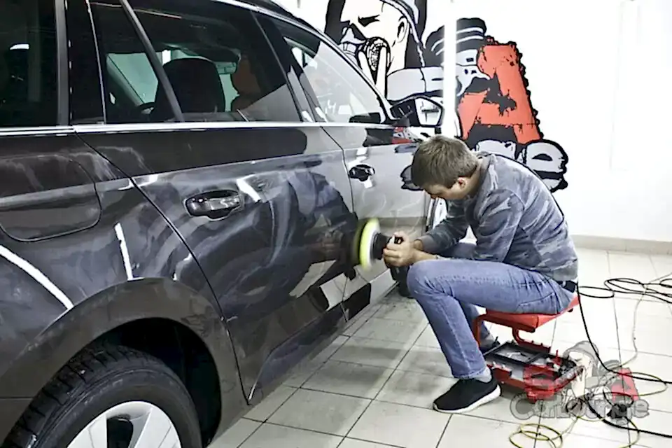 Защита нового Skoda Superb. Оклейка полиуретановой пленкой SunTek PPF + керамика Everglass