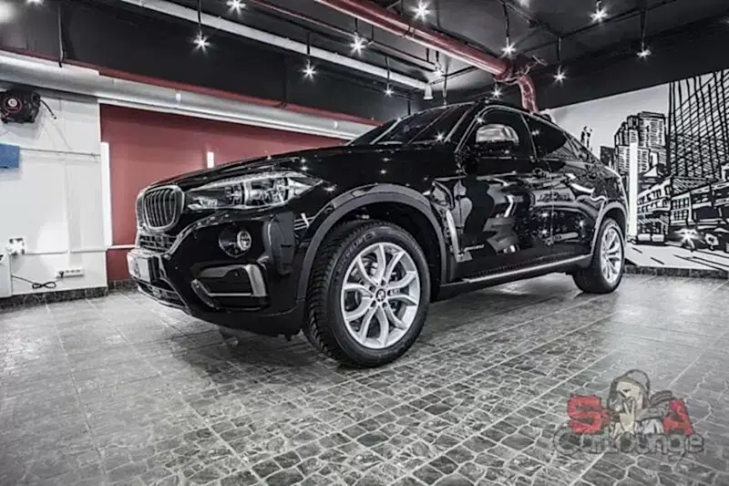 Оклейка зон риска антигравийной пленкой SunTek PPF и керамика кузова BMW X6