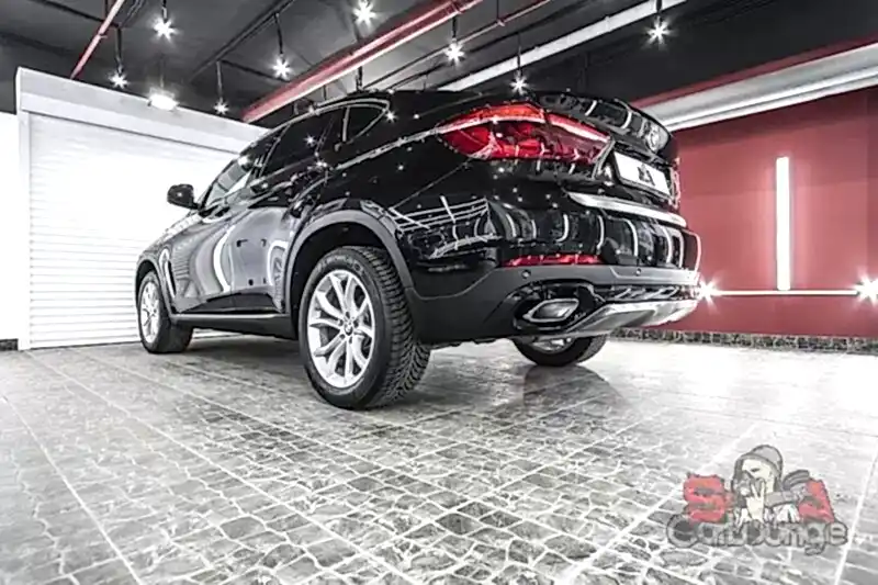 Оклейка зон риска антигравийной пленкой SunTek PPF и керамика кузова BMW X6