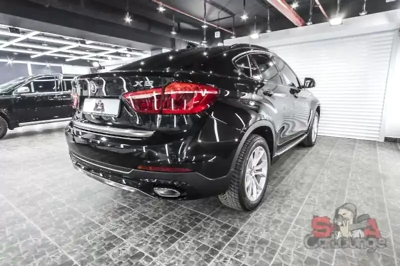 Оклейка зон риска антигравийной пленкой SunTek PPF и керамика кузова BMW X6