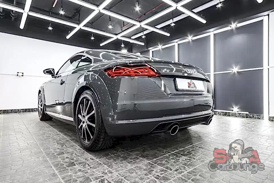 Восстановительная полировка и защита ЛКП кварцевым покрытием Cquartz UK Audi TT 8S