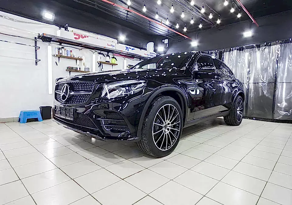 Защита полиуретановой пленкой нового авто целиком (видео) - Mercedes-Benz GLC 300 Coupe
