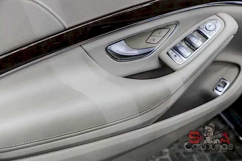 Химчистка светлого салона. Что бывает, когда кажется, что салон чистый? Mercedes-Benz S-klasse W222