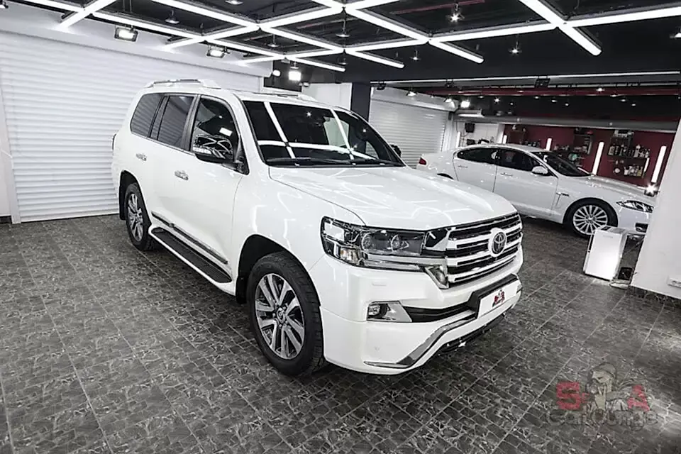 Полная оклейка авто полиуретановой пленкой