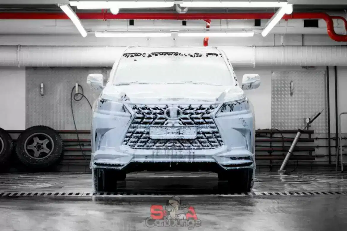 Комплексная мойка ЛКП и салона авто | Автомойка рядом: цены в Москве