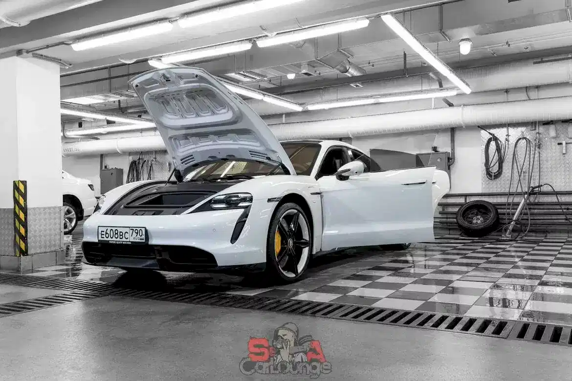 Комплексная мойка ЛКП и салона авто | Автомойка рядом: цены в Москве
