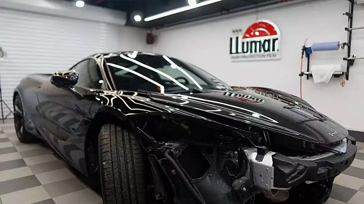 Оклейка Антигравийной Пленкой в SA CarLounge: Защитите Ваш McLaren 720sLaren антигравийной пленкой