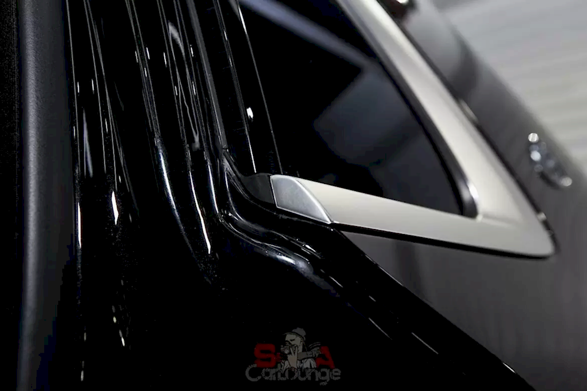 Восстановление молдингов Maybach