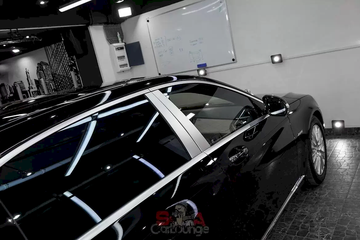 Восстановление молдингов Maybach