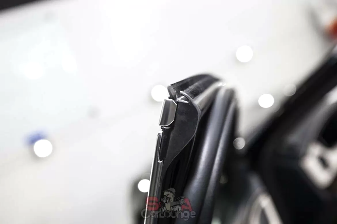 Восстановление молдингов Maybach