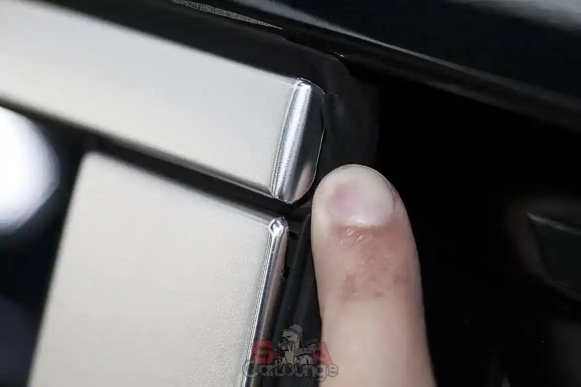 Восстановление молдингов Maybach