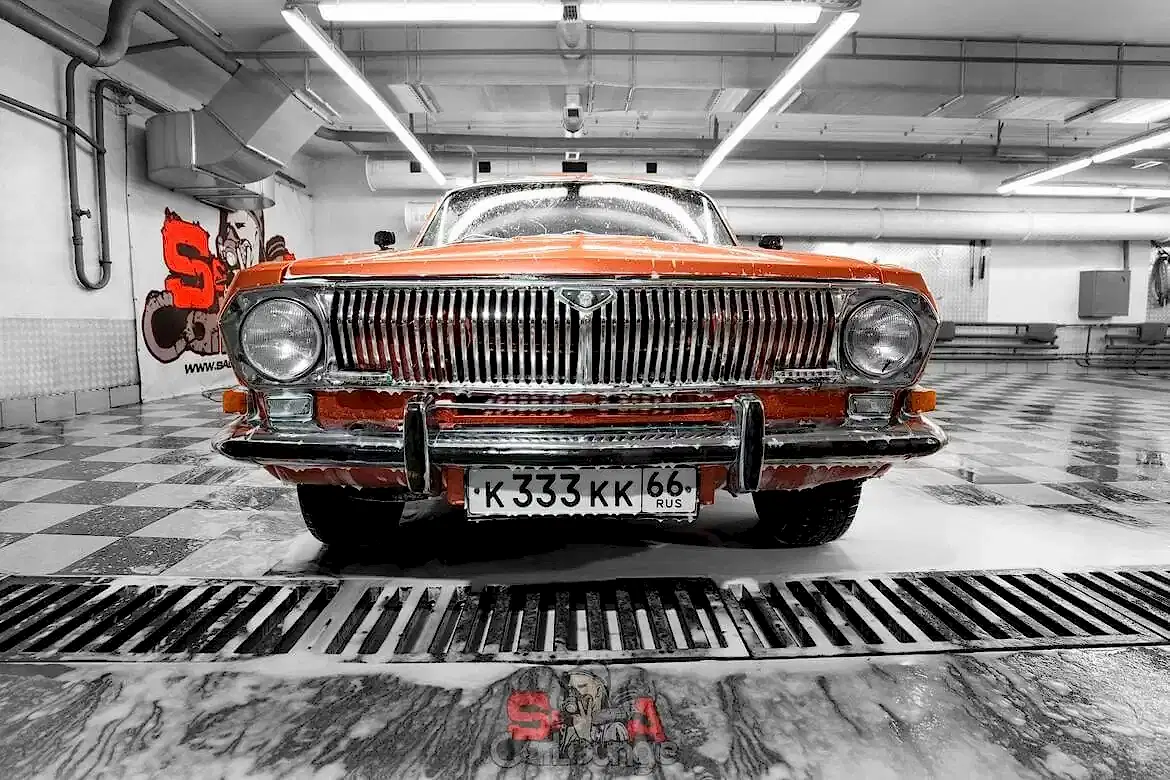 Мойка кузова автомобиля, детейлинг центр САКарЛаунж в Москве