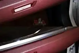 Ремонт царапин салона автомобиля