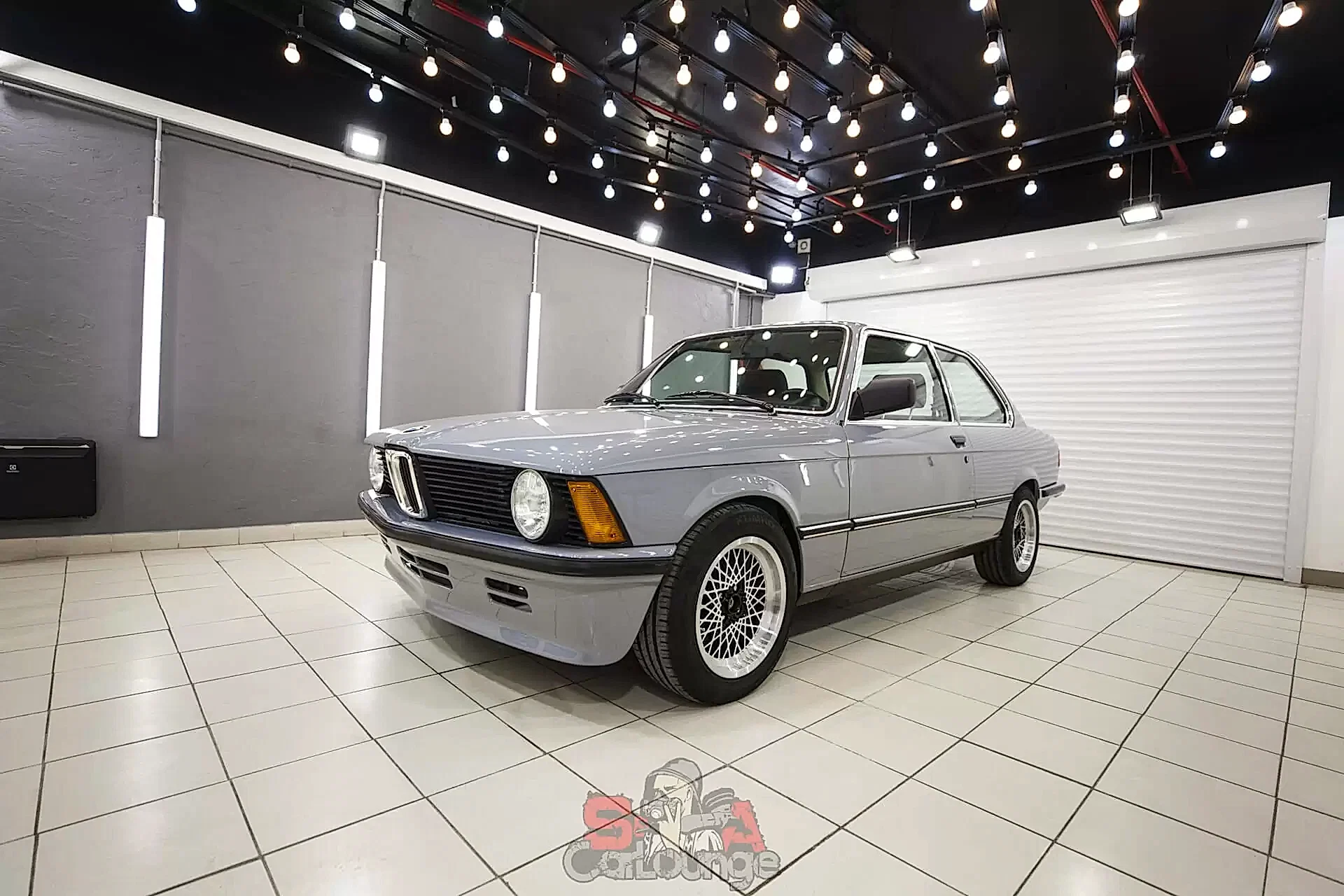 Полировка и химчистка для ретро BMW